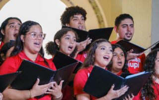 A Celebrar la Navidad en la Iupi